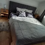 Airportone Apartment *