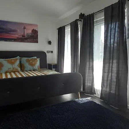 Airportone Appartement *