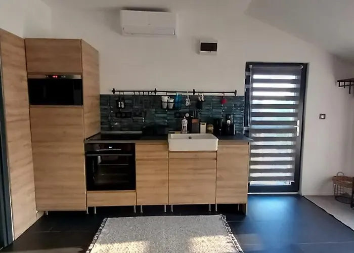 Airportone 아파트 *